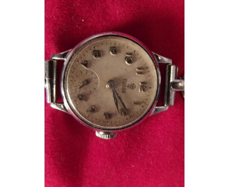 Tudor Rolex 15 rubies swiss made, manual wind, ladies wrist watch, date 1977.