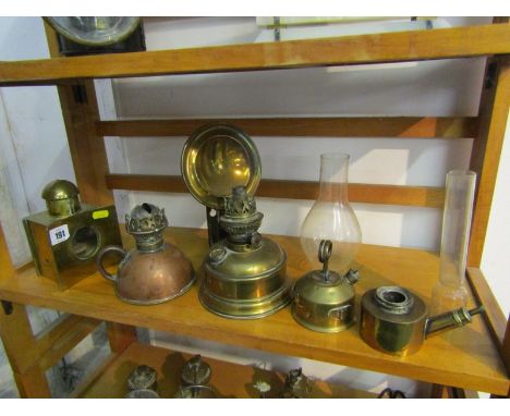 ANTIQUE LIGHTING, 2 table top oil lamps, brass workmans lantern, etc 