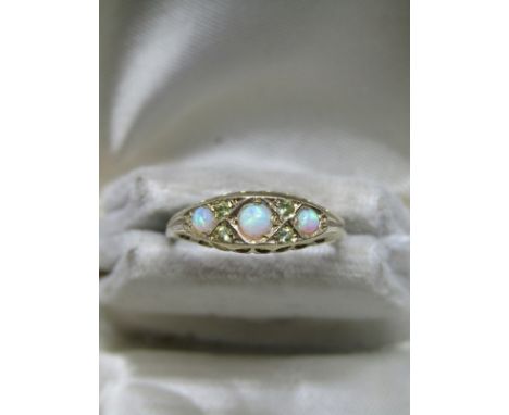 9CT YELLOW GOLD OPAL &amp; PERIDOT RING; Size 'N' 