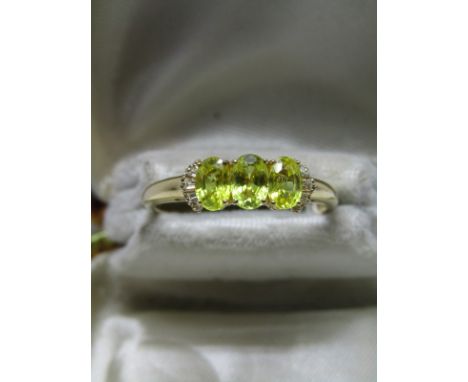 18ct YELLOW GOLD 3 STONE YELLOW SAPPHIRE RING, 3 well matched oval cut yellow sapphires with accent diamonds to each shoulder