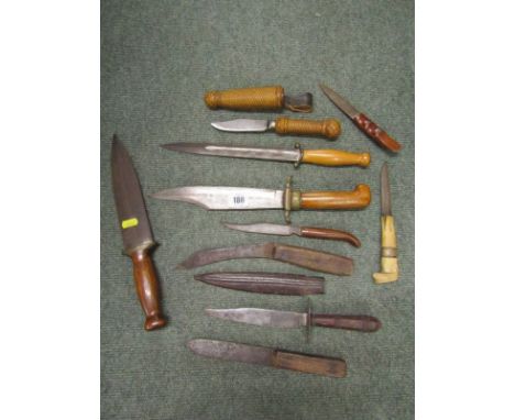 EDGED WEAPONS, collection of 10 assorted knives, including carved bone handled dagger 