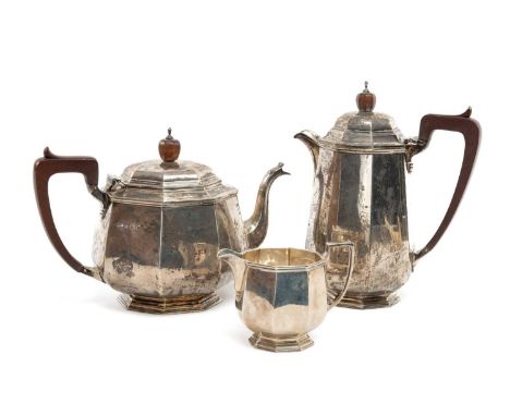 GEORGE V SILVER THREE PIECE TEA & COFFEE SET, Collingwood & Sons, Birmingham 1932, of heavy gauge, comprising octagonal panel