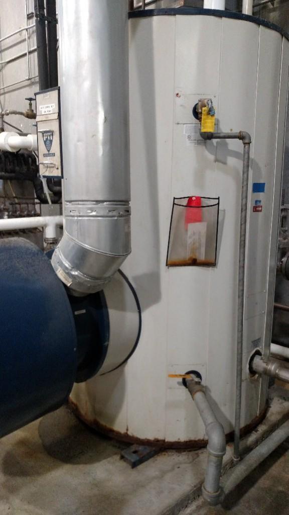 PVI natural gas commercial water heater, 600 gal, 120 v, 800,000 btu