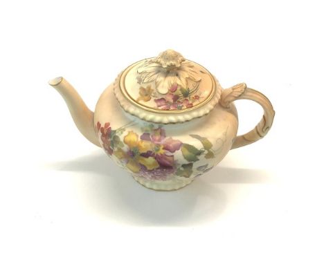 Royal Worcester blush ivory teapot in good condition