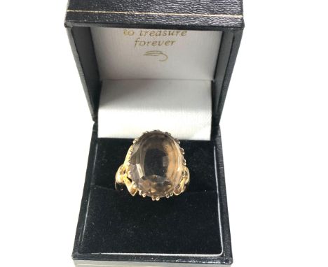 9ct gold smokey quartz ring weight 9.5g 