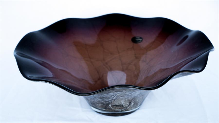 A Polish Krosno Jozefina handmade glass Art bowl.