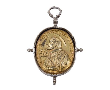 WALLFAHRTS MEDAILLE, 17./18. Jh., vergoldete Bronze in versilberter Fassung, Mit Darstellungen des Heiligen Ignatius von Loyo