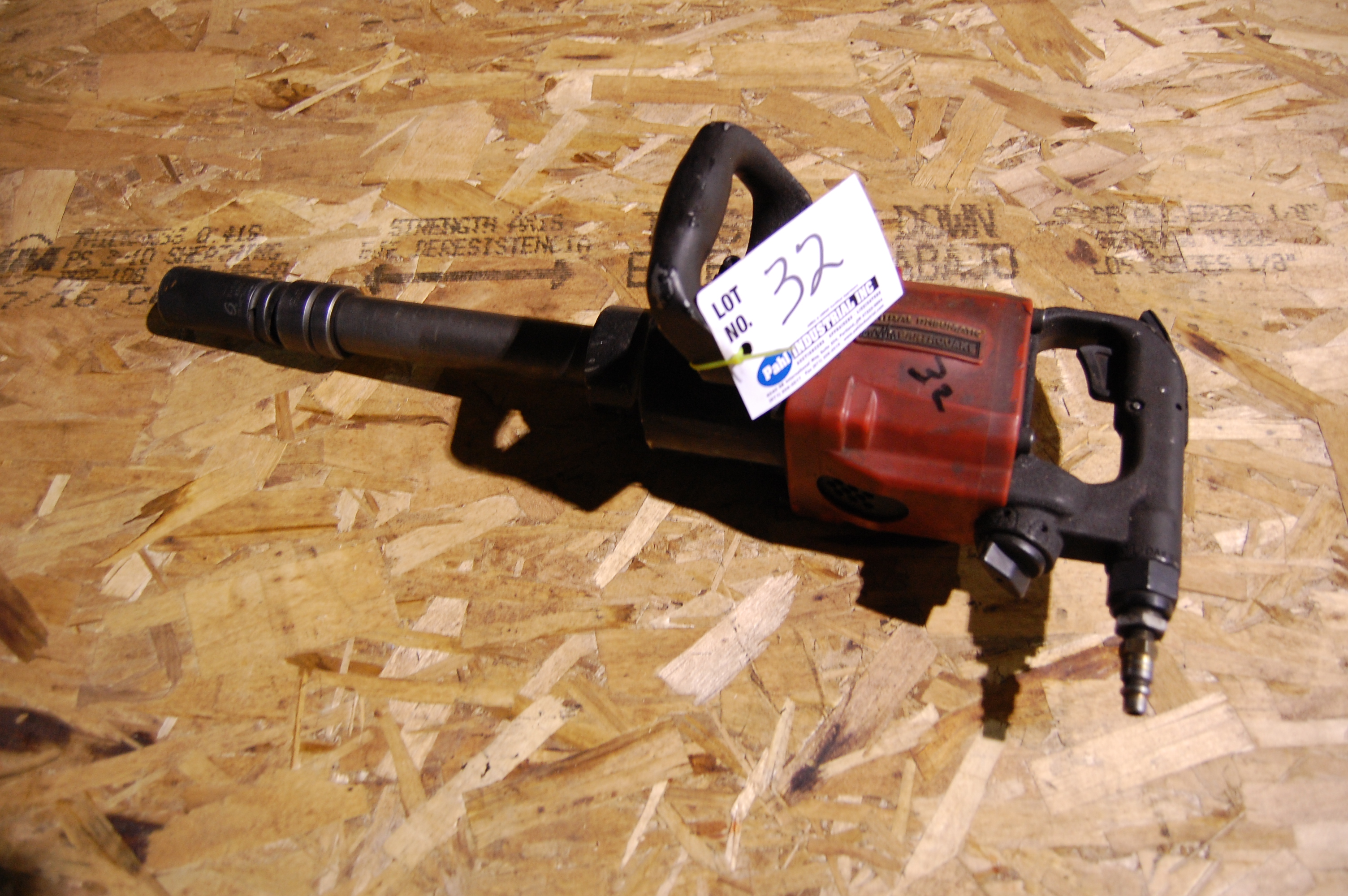 Central Pneumatic 1 Impact Wrench With Long Shank