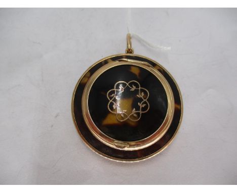 Victorian Tortoiseshell and Yellow Metal Compact as a Pendant 
