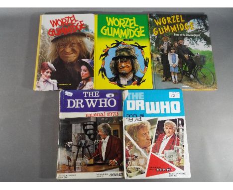 Worzel Gummidge and Dr Who - five annuals comprising Worzel Gummidge Annual 1979, 1980 and 1981 and the Doctor Who Annuals 19