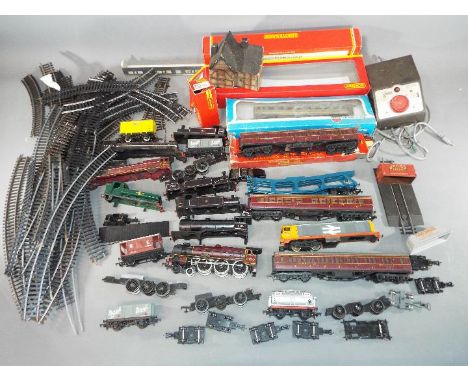 Hornby, Mainline, Lima and others - A box of OO gauge model railway parts, track, rolling stock, some empty boxes and accesso