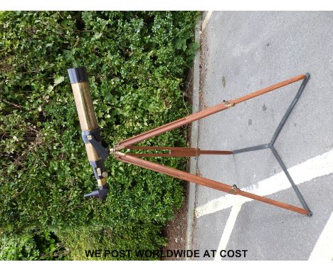 A Renaissance Tele Vue Halley's comet commemorative telescope in case with tripod