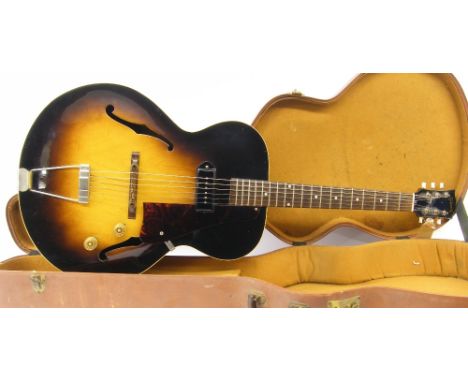 1952 Gibson ES125 hollow body electric guitar, made in USA, ser. no. Z2xx4, sunburst finish in good condition for age with so