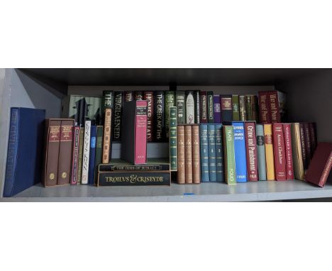 Books- A collection of Folio Society books to include various book sets of Giorgio Vasari - Lives of the Artist, War and Peac