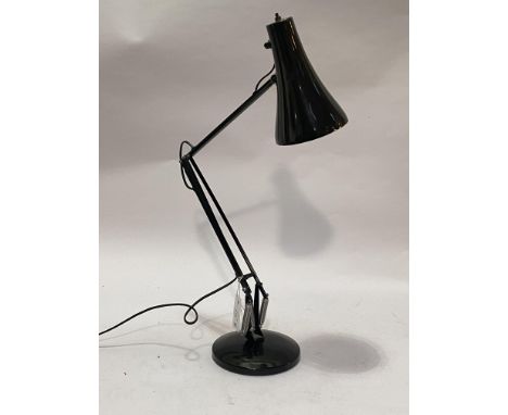 A vintage angelpoise lamp (h:70)