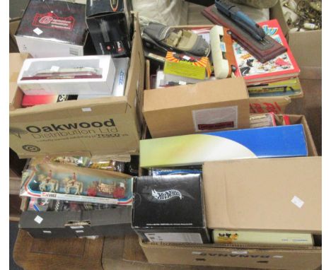 A large collection of mostly post-1970 model cars, largely boxedplease see further images