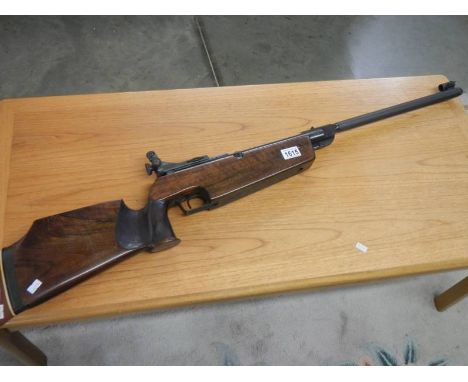 An original model 66 .177 air rifle. COLLECT ONLY.In working order