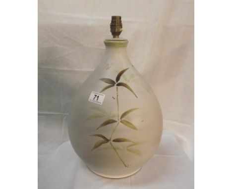 A large Holkham pottery table lamp (no shade) COLLECT ONLY&nbsp;&nbsp;H43cm x D26cm&nbsp;