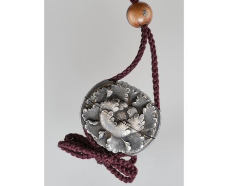 A SUPERB SILVER SINGLE-CASE INRO DEPICTING PEONY, ATTRIBUTED TO UNNO SHOMINUnsignedJapan, Meiji period (1868-1912)The inro in