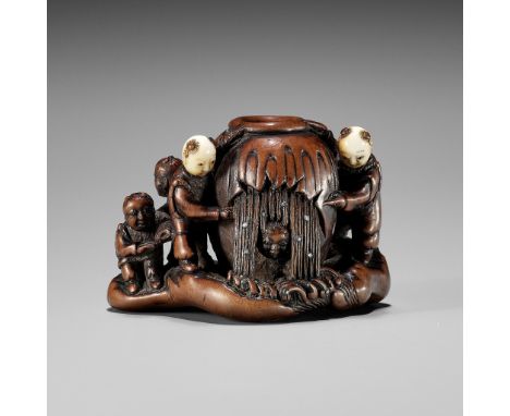 A LARGE WOOD NETSUKE DEPICTING THE STORY OF SHIBA ONKOUnsignedJapan, late 18th to early 19th century, Edo period (1615-1868)A