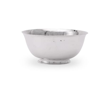
	
		A GEORGIAN IRISH SILVER PLAIN CIRCULAR BOWL
		MARK'S OBSCURED
		On a circular foot
		16.5cm (6 1/2in) diameter
		278g (8