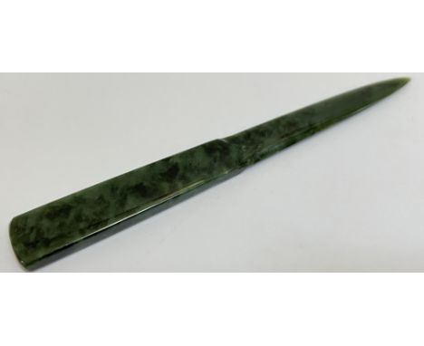 A plain nephrite jade letter opener of tapered form (l- 15.5cm)