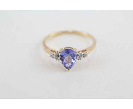 9ct gold pear cut tanzanite &amp; white gemstone accented ring (1.7g) 