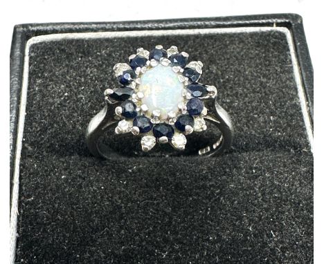 18ct white gold opal sapphire &amp; diamond ring weight 4.4g 