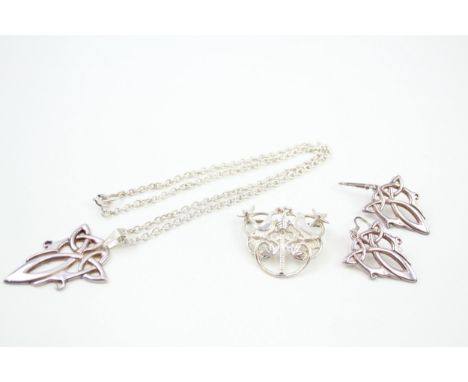 A collection of Celtic design jewellery (38g) 