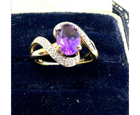 9ct gold amethyst &amp; diamond ring 3.8g 