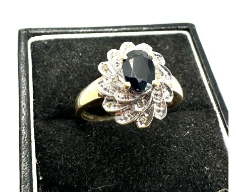 9ct gold sapphire &amp; diamond ring weight 4.5g 