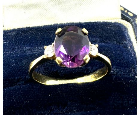 18ct gold amethyst &amp; diamond ring weight 3g 