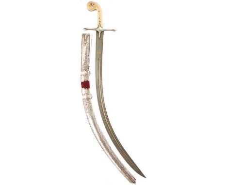 A FINE QUALITY 19TH CENTURY TURKISH OR OTTOMAN SHAMSHIR, 81.5cm sharply curved multi-fullered fine damascus blade, the panels
