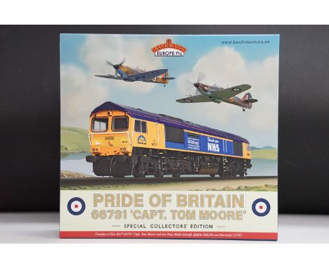 Boxed Bachmann OO gauge 371-396K Pride of Britain 66731 Capt Tom Moore Special Collectors Edition train set, complete