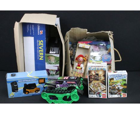 Quantity of various mixed toys and games to include small quantity of boxed Lego sets to include 3845 Shave A Sheep, 3855 Ram