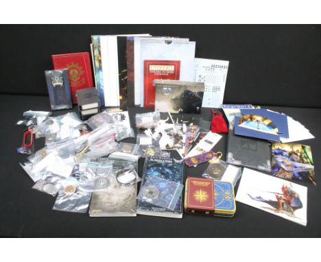 Wargaming - Collection of Warhammer collectibles &amp; ephemera featuring 2 x sealed maps (Necromunda &amp; The Imperium Of M