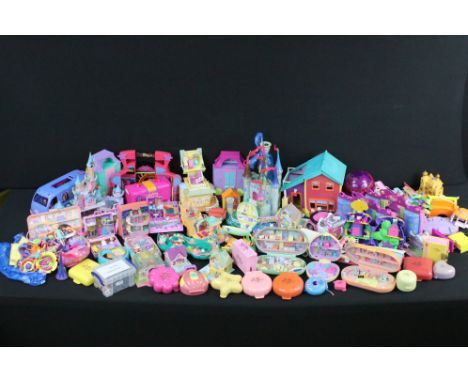 Polly Pocket - Collection of 1980s onwards Bluebird Polly Pocket playsets to include Pretty Hair Playset, Polly's Stamper Pla