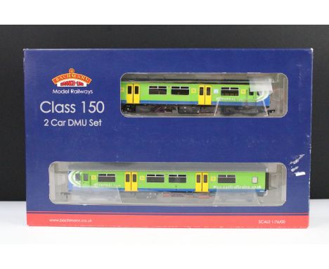 Boxed Bachmann OO gauge 32-926 Class 150/1 DMU 2 Car Centro set 