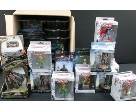 30 Boxed / carded comic book figures featuring 10 x Schlaich Justice League figures (13 Batman VS Bane, 15 Hawkman, 12 Superm