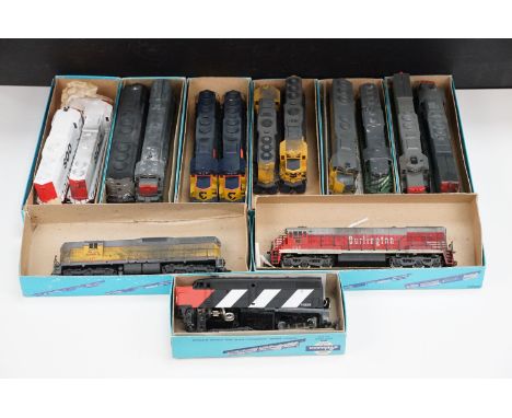 15 Athearn HO gauge continental locomotives to include Santa Fe, Burlington, Union Pacific, Northern Pacific etc, contained w