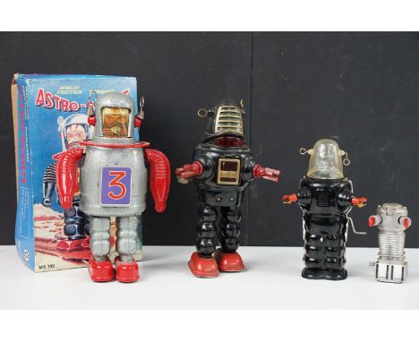 Collection of boxed and unboxed tinplate wind-up toys to include boxed QSN MS399 wind-up friction powered Astro-Scout, with i