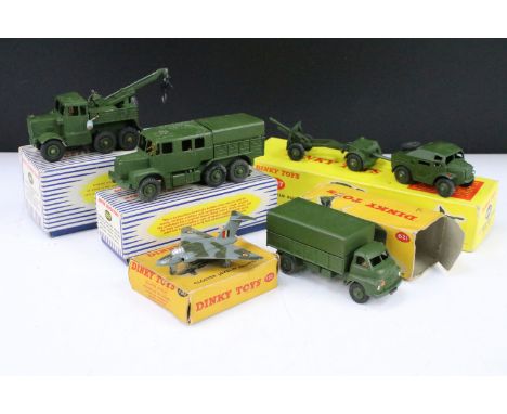 Five boxed Dinky military diecast models to include 697 25 Pounder Field Gun Set, 621 3 Ton Army Wagon (poor box), 661 Recove