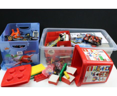 Lego - Collection of circa 1980s onwards Lego to include 3 x bagged sets (40192 250 GTO, 30260 Lone Ranger's Pump Car and 301