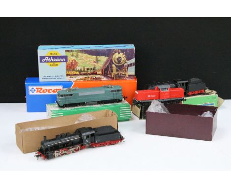 Six HO gauge locomotives boxed Roco 63490 DB-AG BR 215, boxed Athearn 3019 B&amp;O, Hornby ACHO 638 BoBo 16000, boxed Zwickau