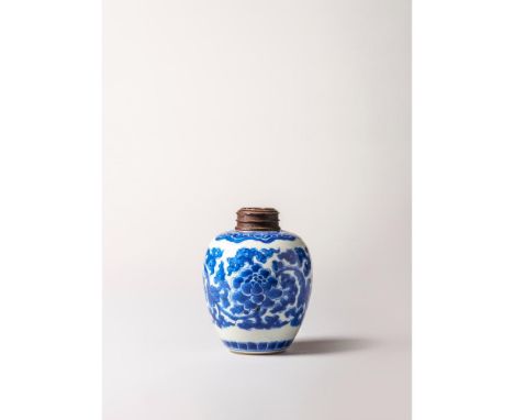 Kangxi Period (1662-1722) Decorated with a peony scroll band, topped by a ruyi head border on the shoulder, and featuring a p