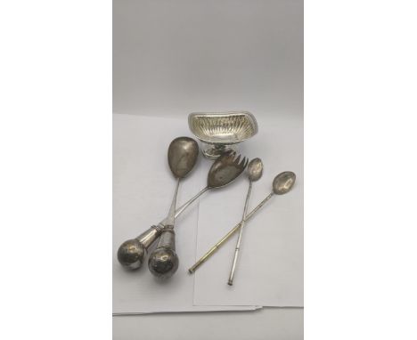 A group of silver and silver plated items to include a pedestal salts pot hallmarked Dublin 1805, two Chinese silver spoon wi