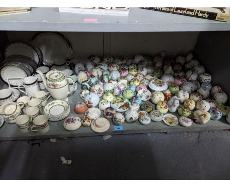 A mixed lot of ceramics to include a collection of pomanders, Copeland Spode coffee set, Royal Doulton Old Leeds spray patter