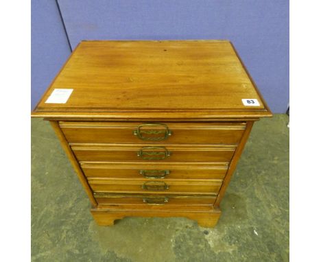 19TH CENTURY MAHOGANY FIVE DRAWER MANUSCRIPT CHEST HAVING BRASS HANDLES ON BRACKET FEET 61CM X 48CM X 34CM