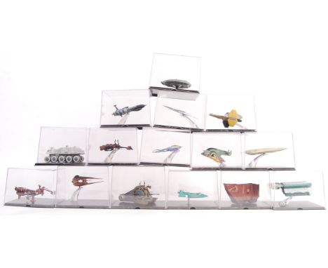 A collection of 15x DeAgostini made Star Wars scale diecast vehicles to include Clone Turbo Tank, Slave I, Mon Calamari Star 