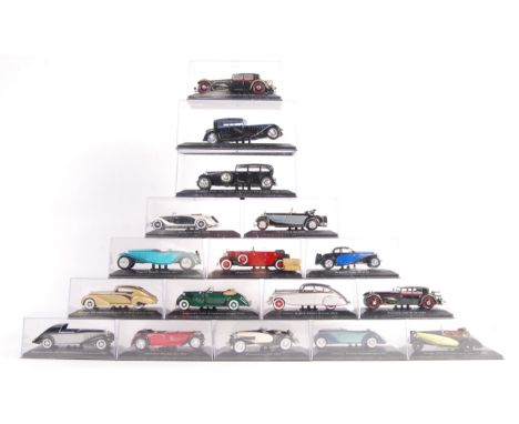 A collection of 17x 1/43 scale cased diecast classic car models to include Bugatti, Lancia, Daimler, Delage, Salmson and many